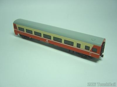 佳鈺精品-N台灣鐵路莒光號客車廂35SP32950(現役塗裝)-特價_佳鈺精品