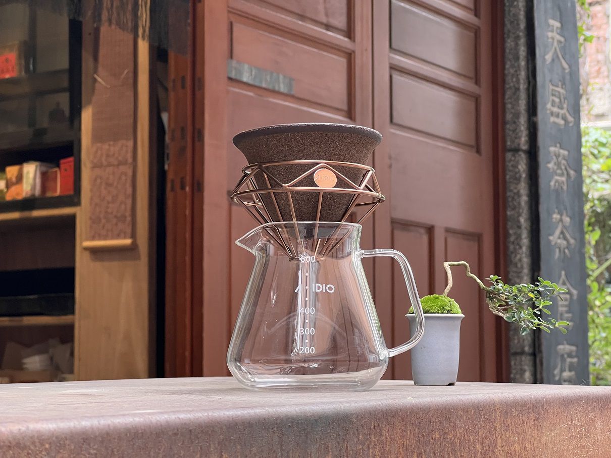 A-IDIO鑽石濾杯+天然礦砂濾杯 - 咖啡壺/手沖壺 - 陶 咖啡色