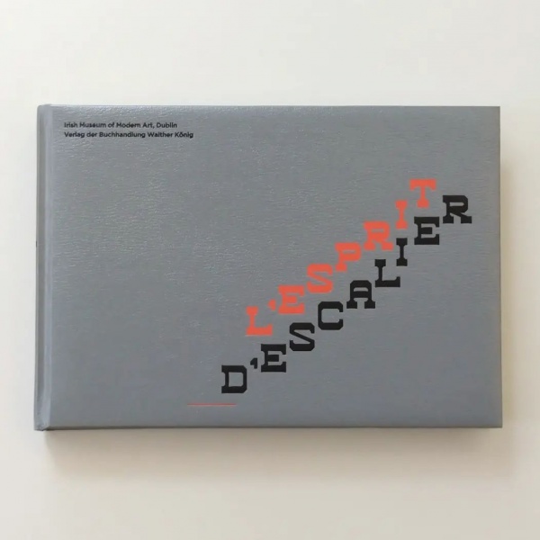 THOMAS DEMAND　希少本 L'Esprit d'Escalier THOMAS DEMAND 希少本 L'Esprit d'Escalier - メルカリ